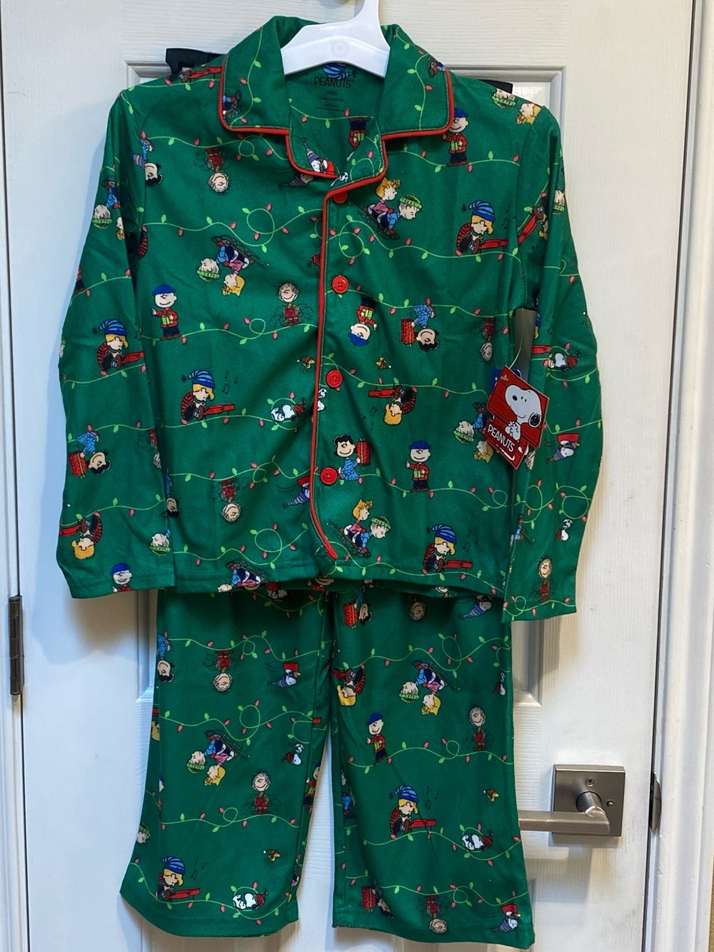 Peanuts Gang Kids' 2-pc Christmas Themed Flannel Pajamas Set PJs Size Medium NWT